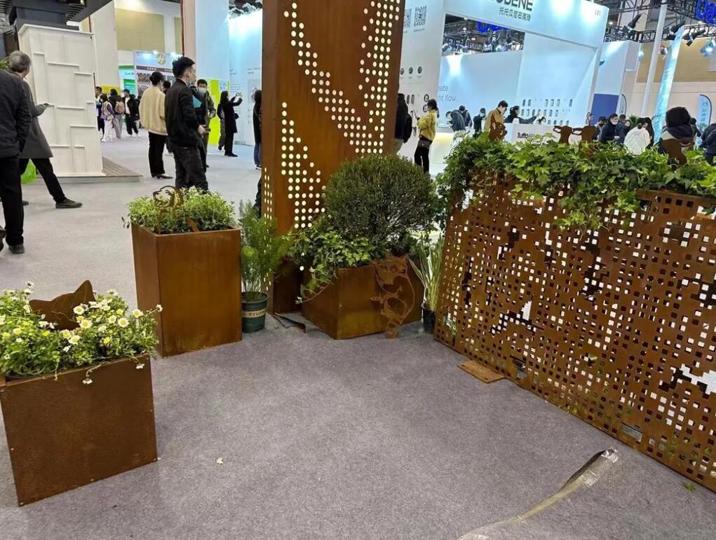 定日耐候钢花箱